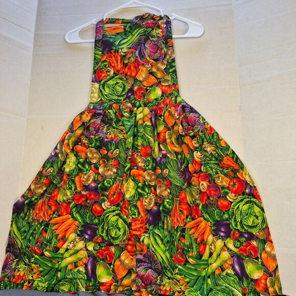 Now Designs by San Francisco Ca. Multi-color Vegetable Apron. - Picture 1 of 9